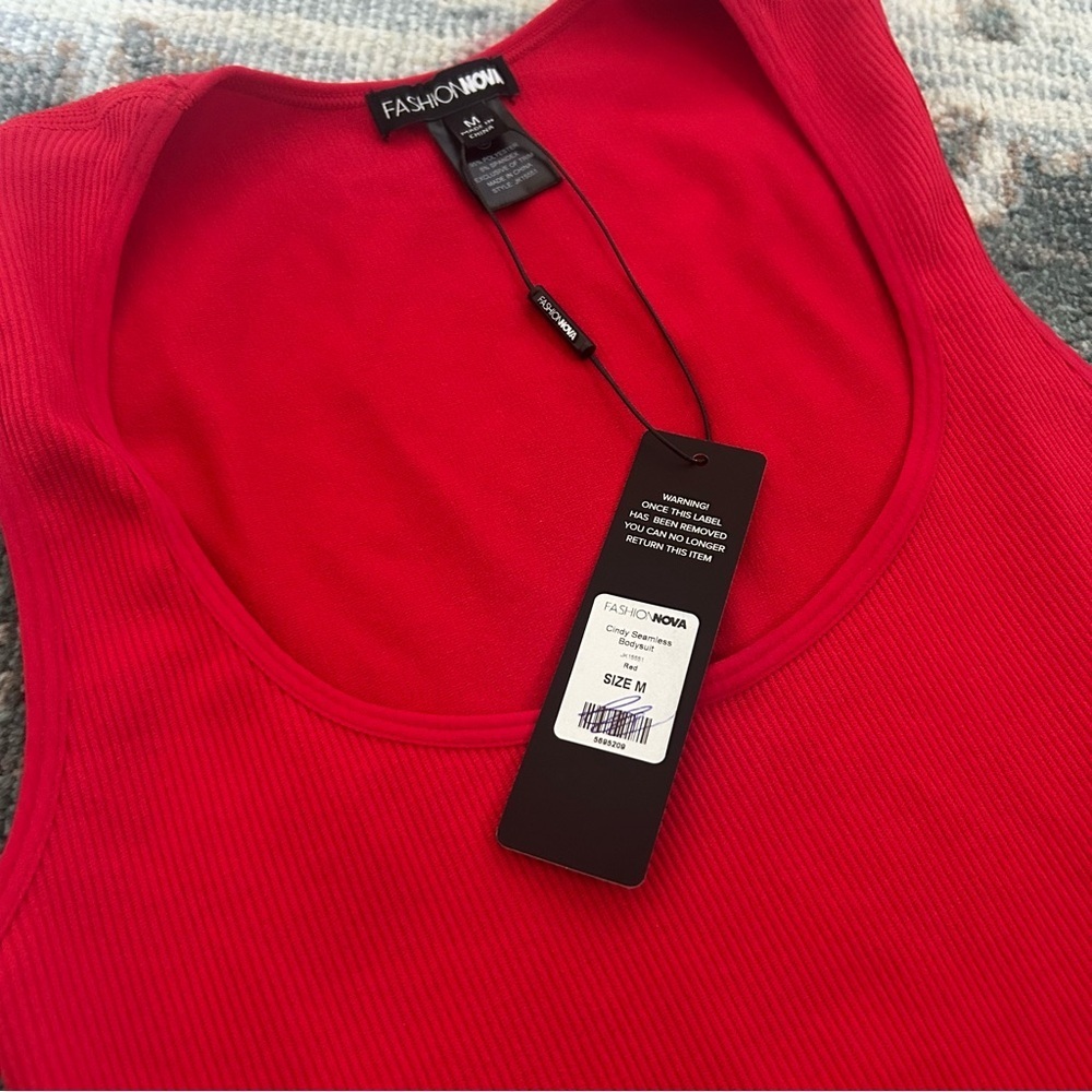 Red Ribbed Bodysuit NWT size M - Picture 2 of 8